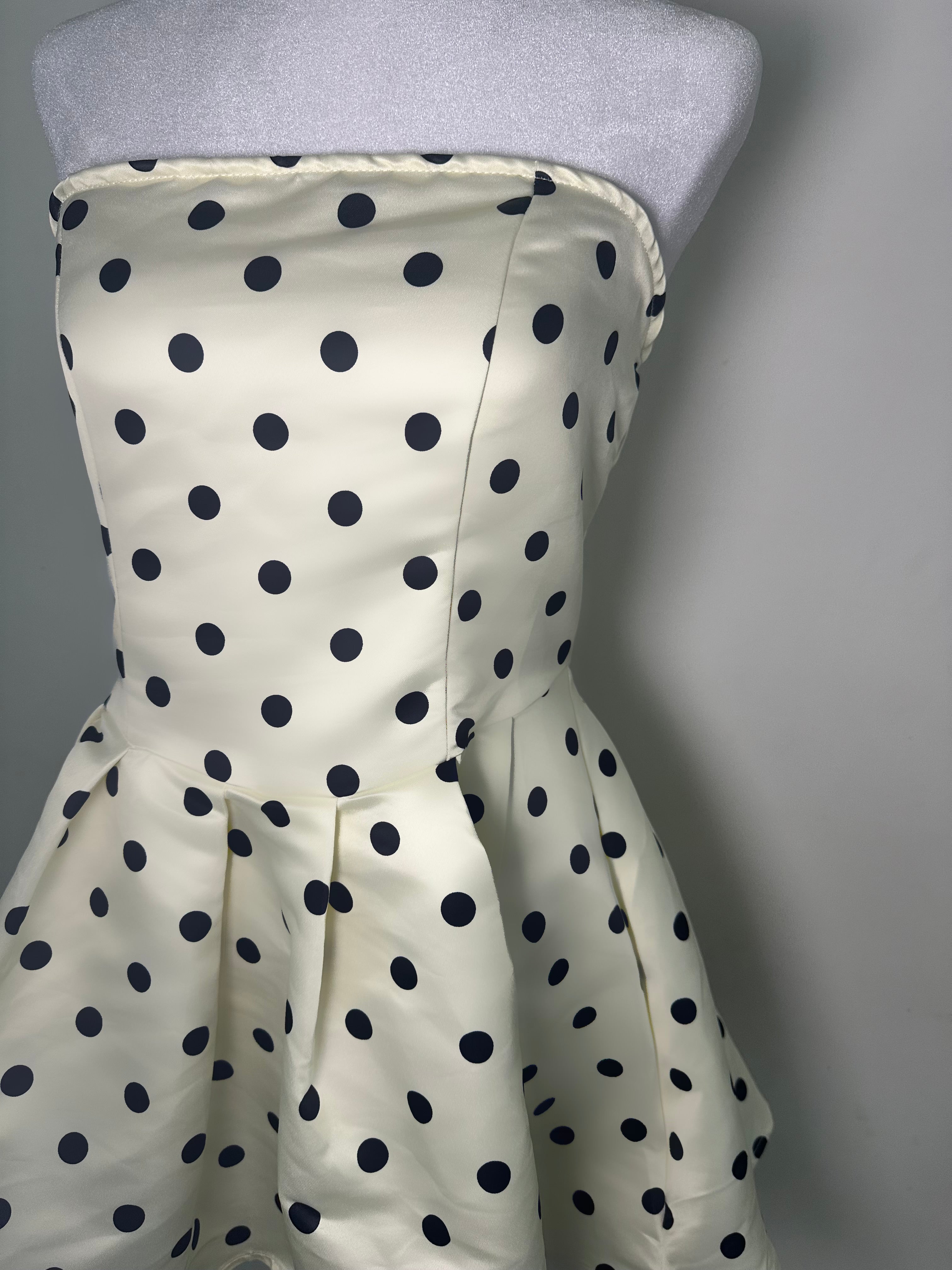Robe à pois