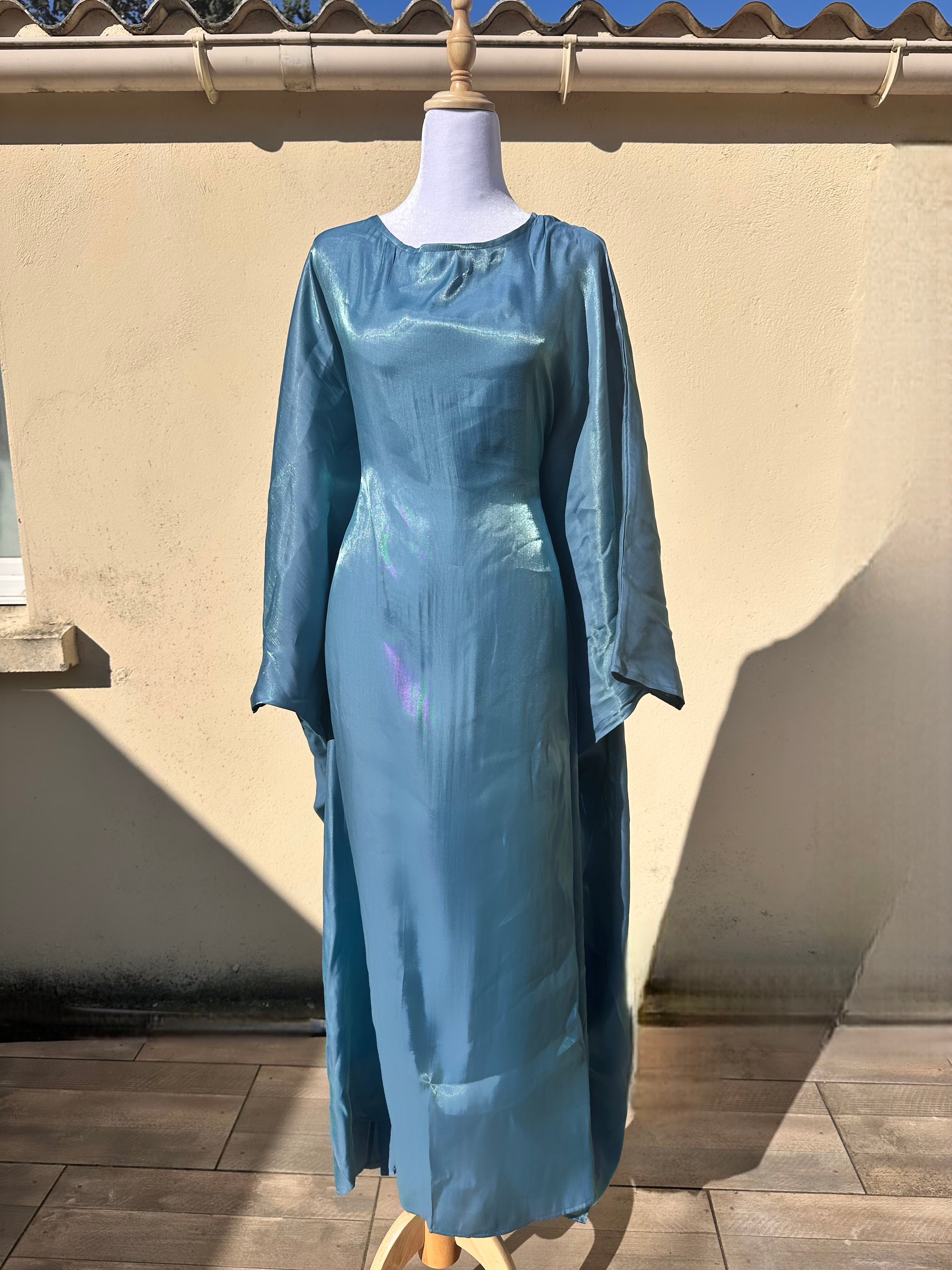Abaya Bleu Élégante & Fluide