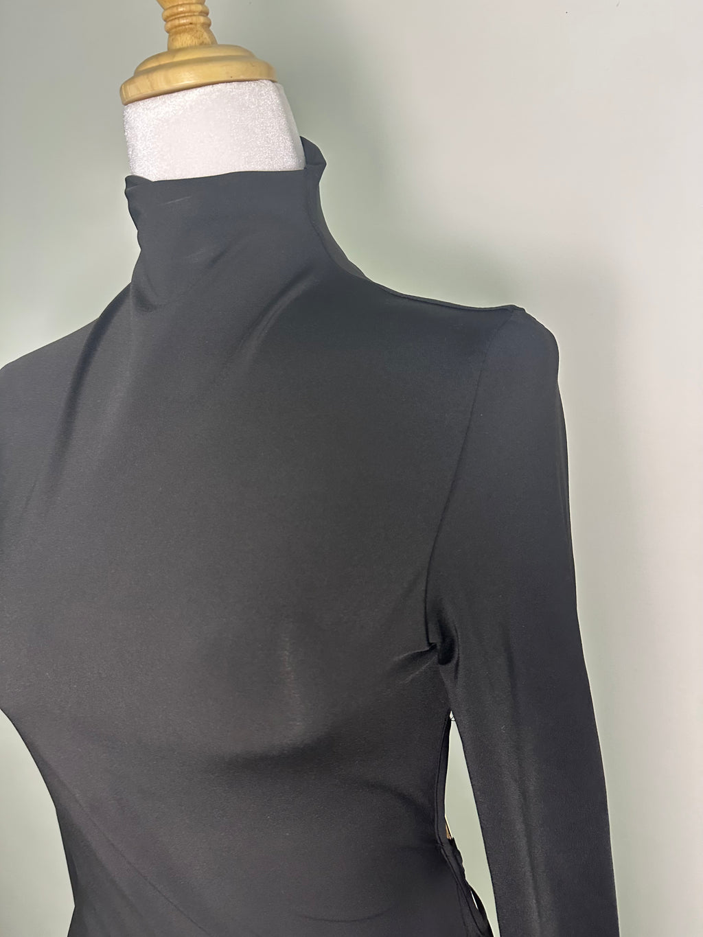 Robe moulantes dos nu